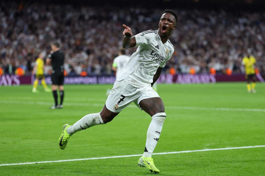 F1中国大奖赛前，这群跑者先检验了上赛道