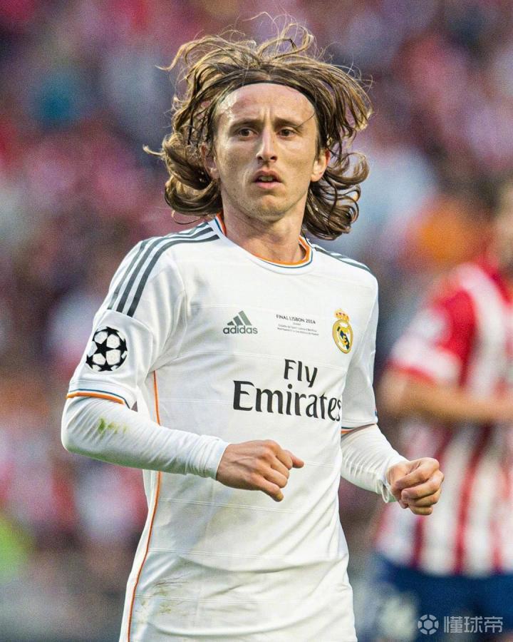 LPL最强全华班惨遭羞辱！Faker支持AL夺冠，T1牌子被GEN纳入底座