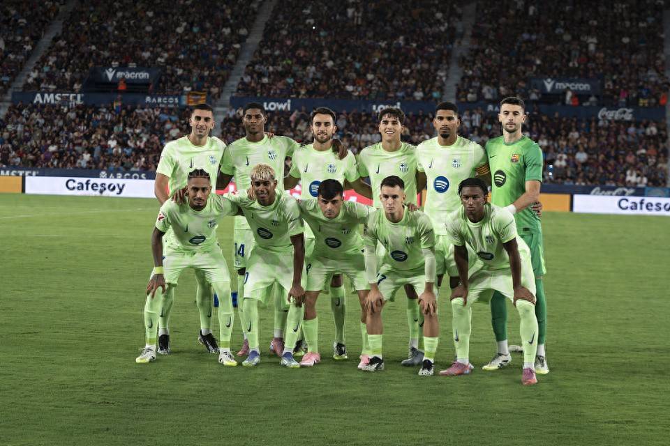 31记三分联盟第一 中国女篮30岁王牌崛起 联手2米26张子宇冲冠